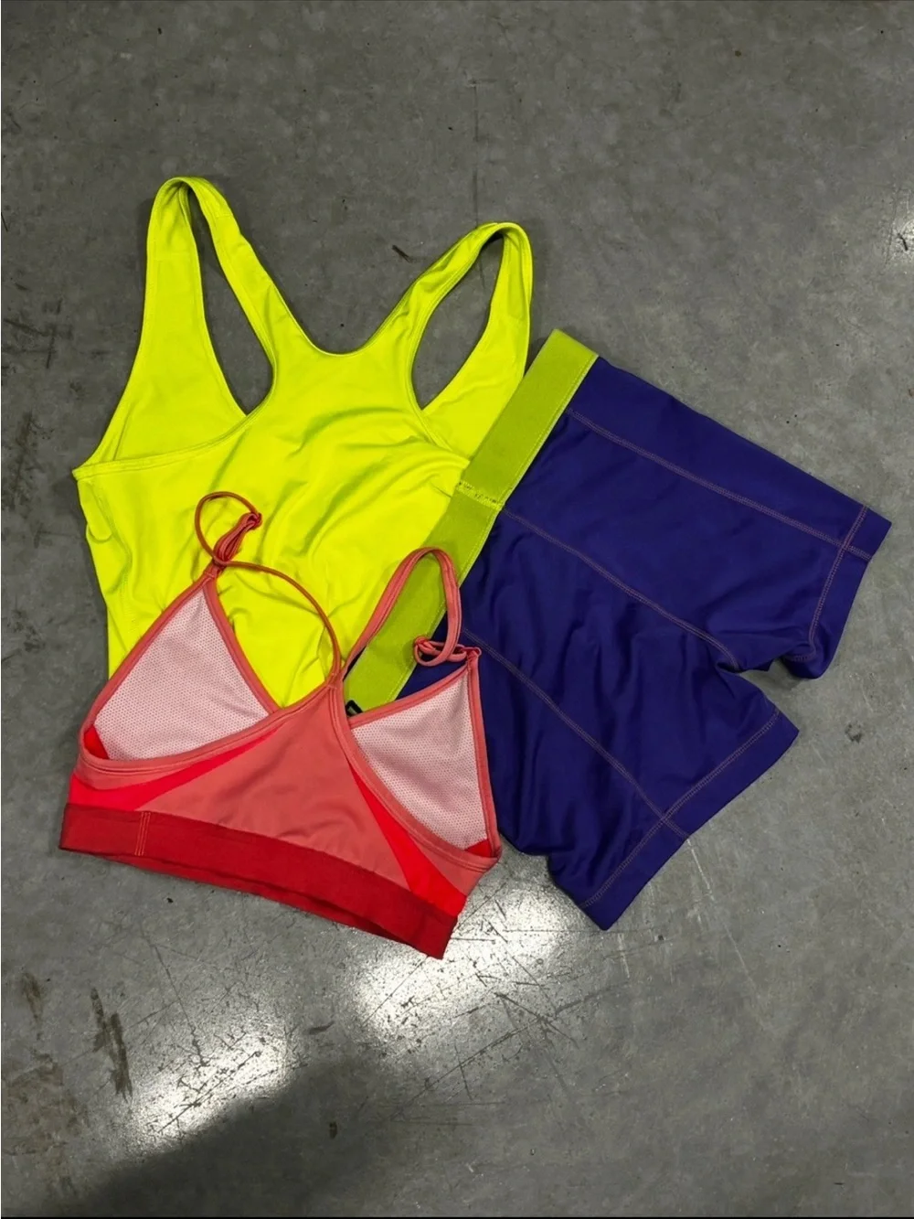 Nike Pro Dri Fit  Woman’s 3 PC Athleisure Set Comp Shorts Sports Bra Tank S-XS